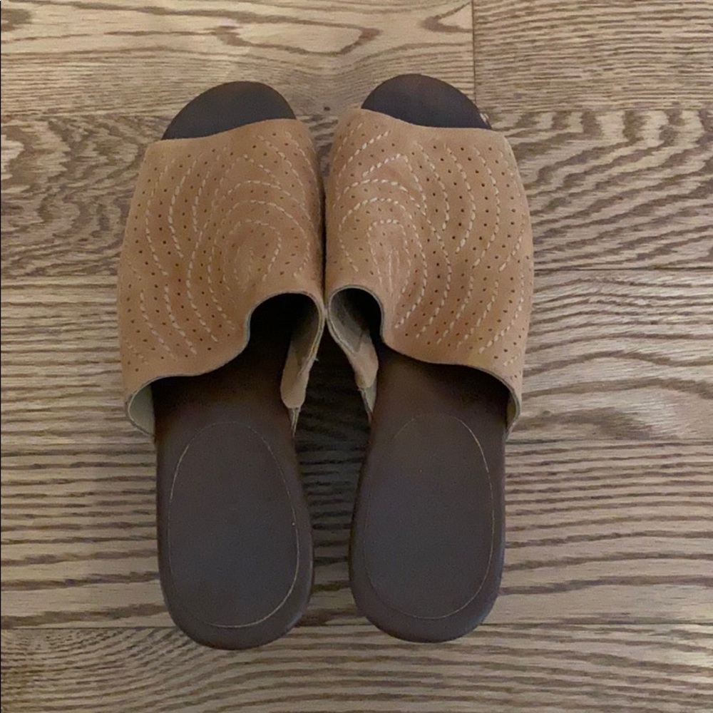 Wedge clog sandals